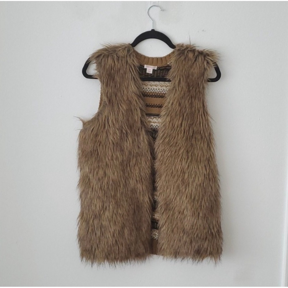 Faux Fur Vest With Knitted Size Medium